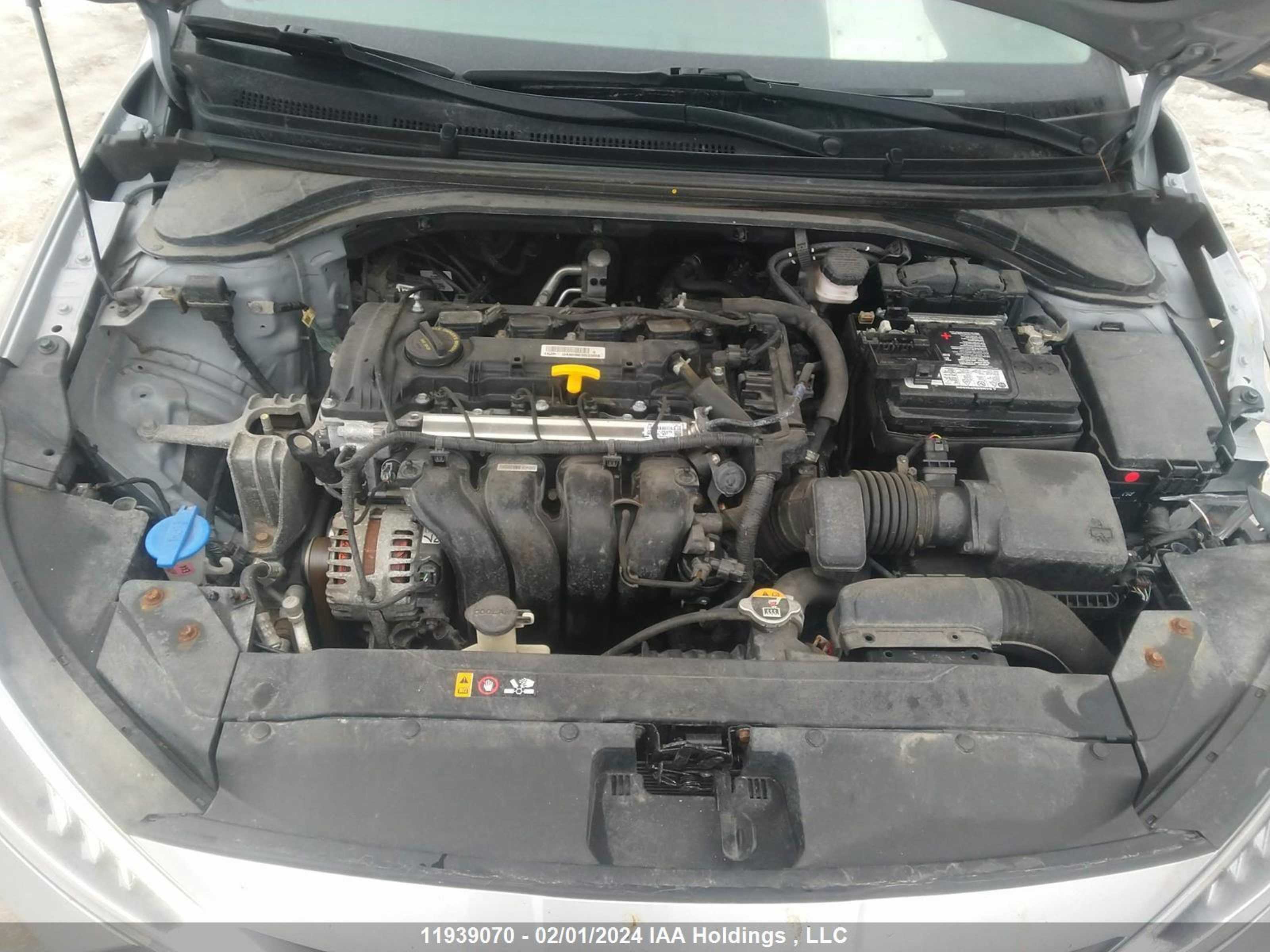 Photo 9 VIN: KMHD84LFXLU979018 - HYUNDAI ELANTRA 