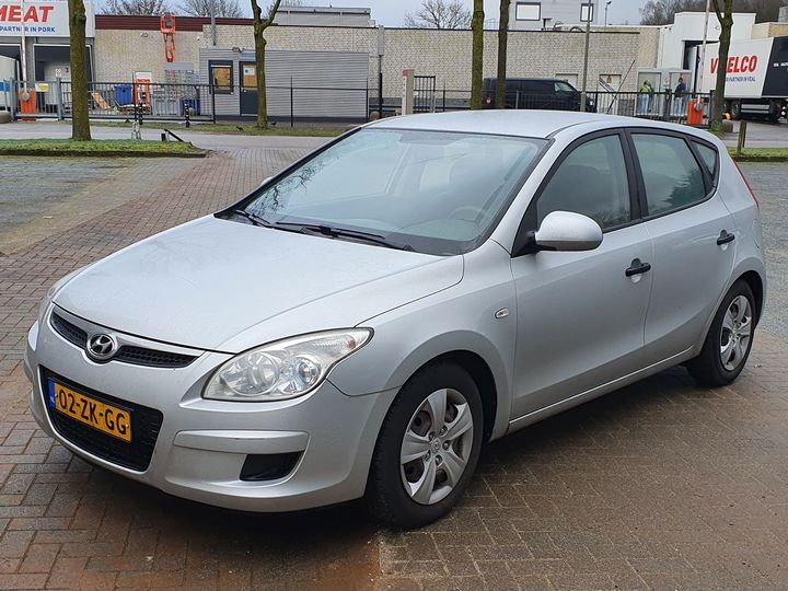 Photo 0 VIN: KMHDB51TP8U002648 - HYUNDAI I30 