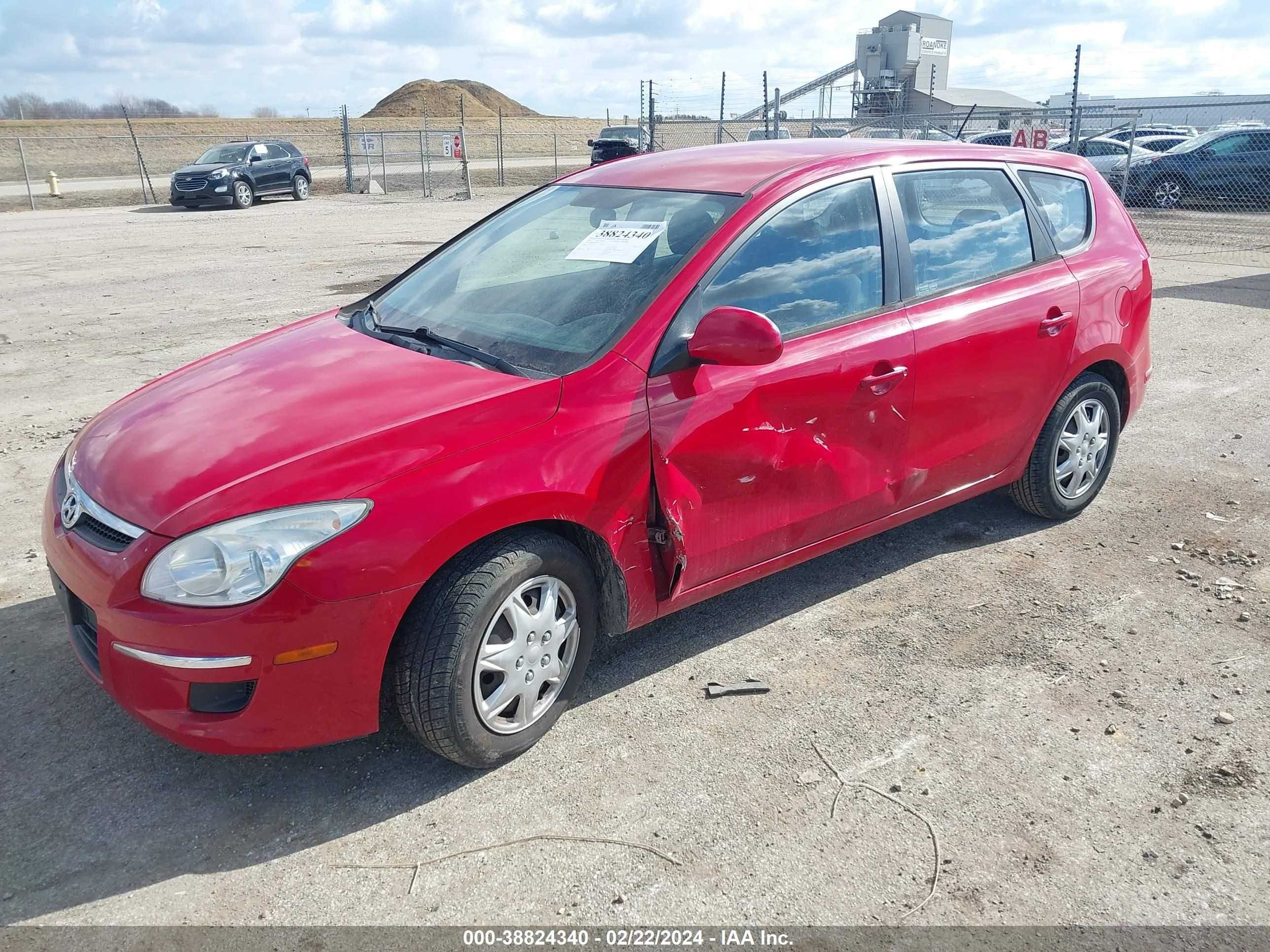 Photo 1 VIN: KMHDB8AE0CU151577 - HYUNDAI ELANTRA 