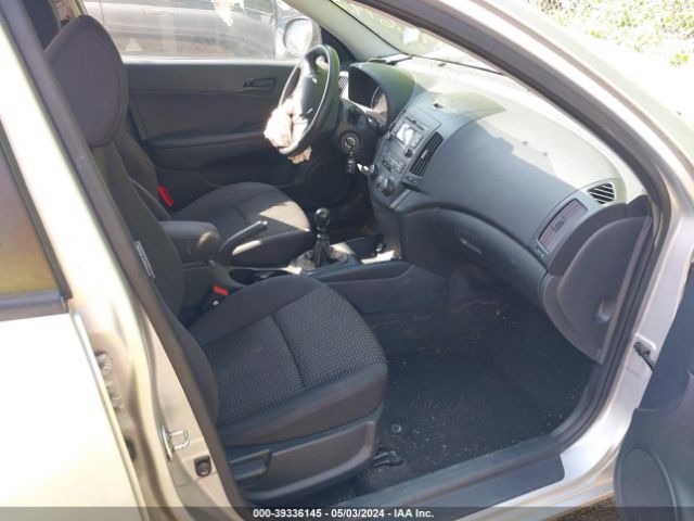 Photo 4 VIN: KMHDB8AE1BU097513 - HYUNDAI ELANTRA TOURING 