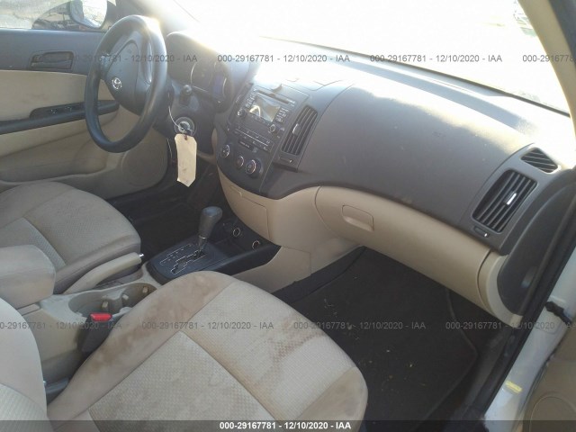 Photo 4 VIN: KMHDB8AE1BU126220 - HYUNDAI ELANTRA TOURING 