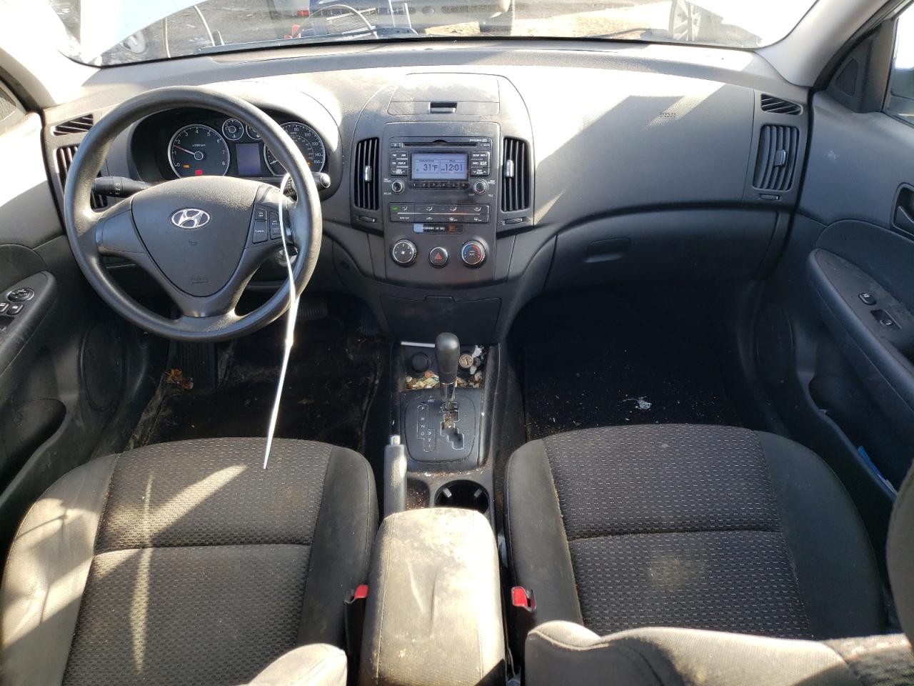 Photo 7 VIN: KMHDB8AE1CU136103 - HYUNDAI ELANTRA 