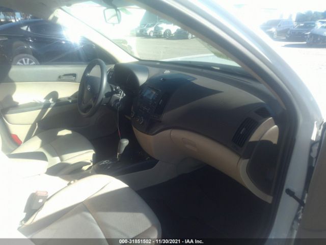 Photo 4 VIN: KMHDB8AE2AU075146 - HYUNDAI ELANTRA TOURING 