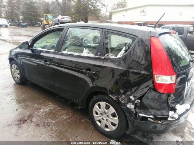 Photo 2 VIN: KMHDB8AE2AU075325 - HYUNDAI ELANTRA TOURING 