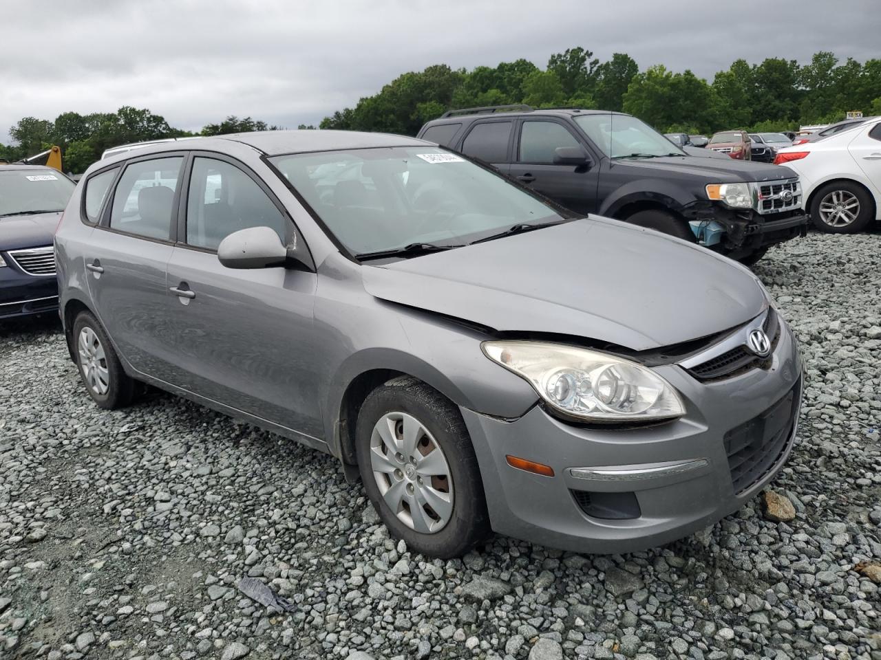 Photo 3 VIN: KMHDB8AE4BU121724 - HYUNDAI ELANTRA 