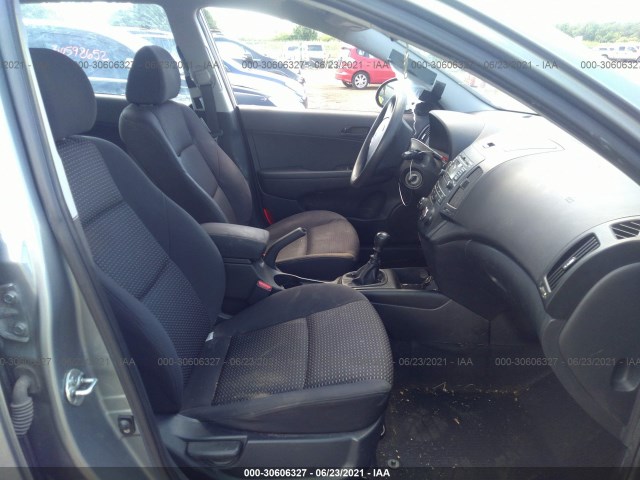 Photo 4 VIN: KMHDB8AE6AU072234 - HYUNDAI ELANTRA TOURING 