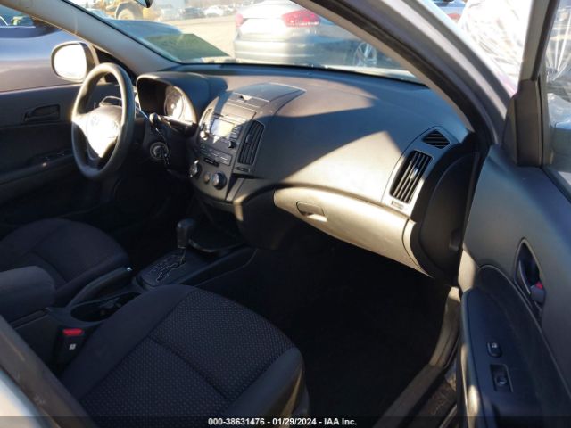 Photo 4 VIN: KMHDB8AE6BU087642 - HYUNDAI ELANTRA TOURING 