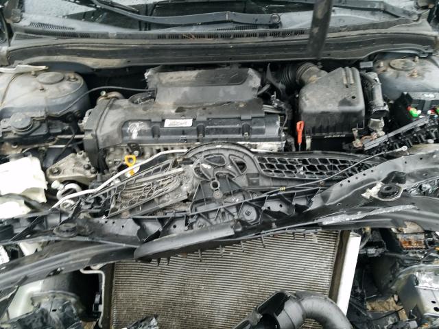 Photo 6 VIN: KMHDB8AE7AU051232 - HYUNDAI ELANTRA TO 