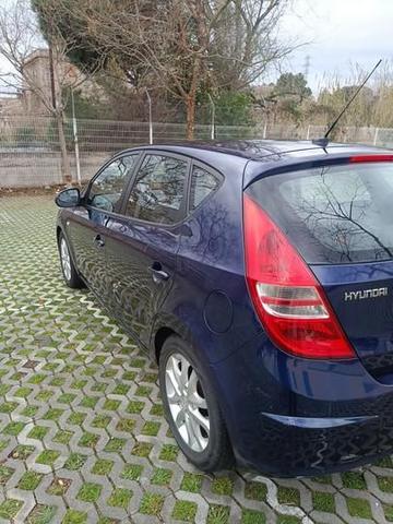 Photo 2 VIN: KMHDC51TP8U006079 - HYUNDAI I30 