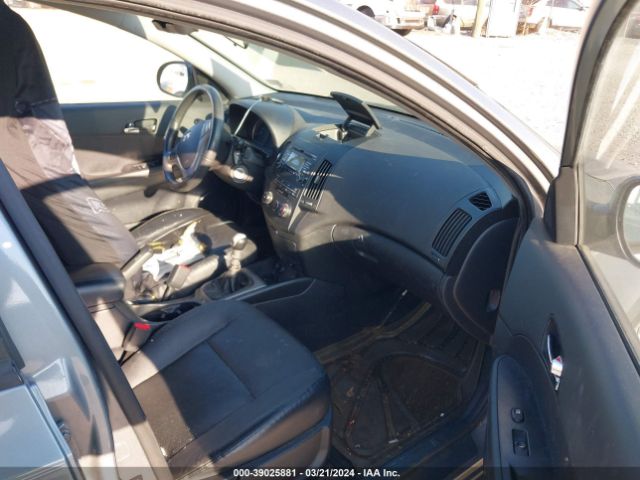 Photo 4 VIN: KMHDC8AE0BU089965 - HYUNDAI ELANTRA TOURING 