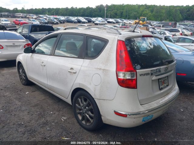 Photo 2 VIN: KMHDC8AE0CU158249 - HYUNDAI ELANTRA TOURING 