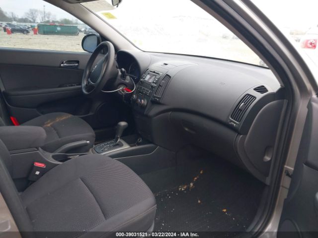 Photo 4 VIN: KMHDC8AE2BU103672 - HYUNDAI ELANTRA TOURING 