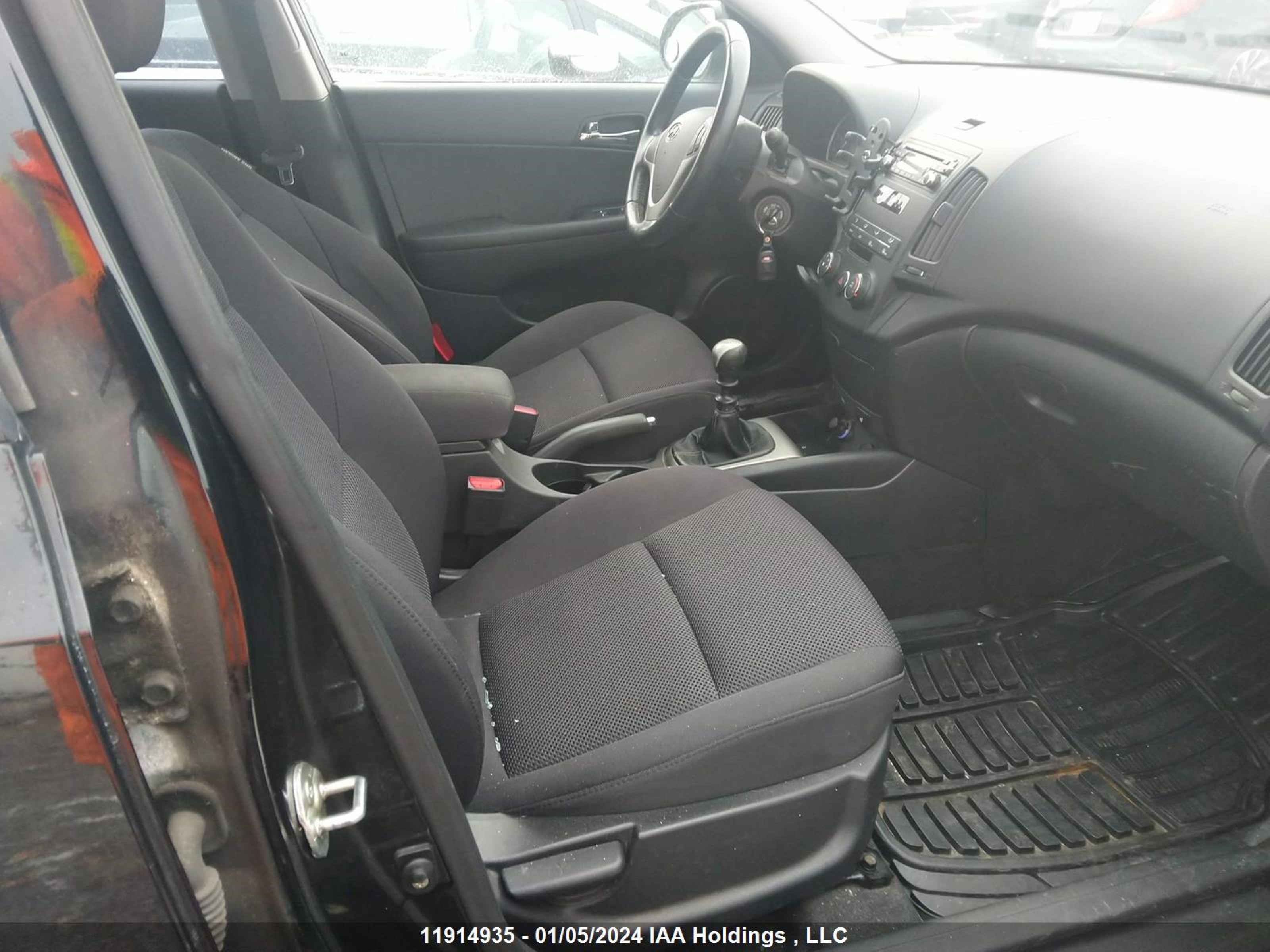 Photo 4 VIN: KMHDC8AE3CU150825 - HYUNDAI ELANTRA 