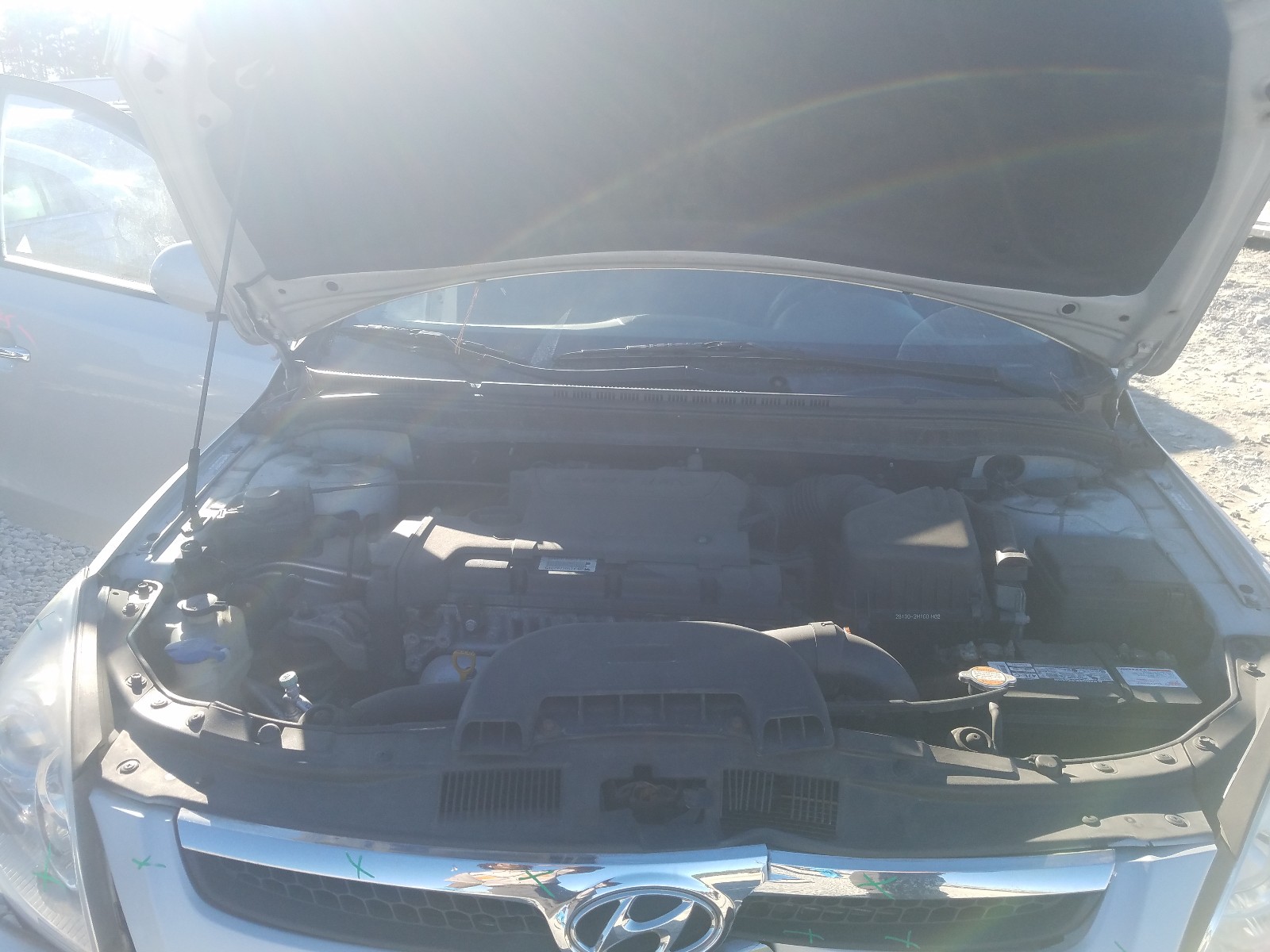 Photo 6 VIN: KMHDC8AE5AU069354 - HYUNDAI ELANTRA TO 