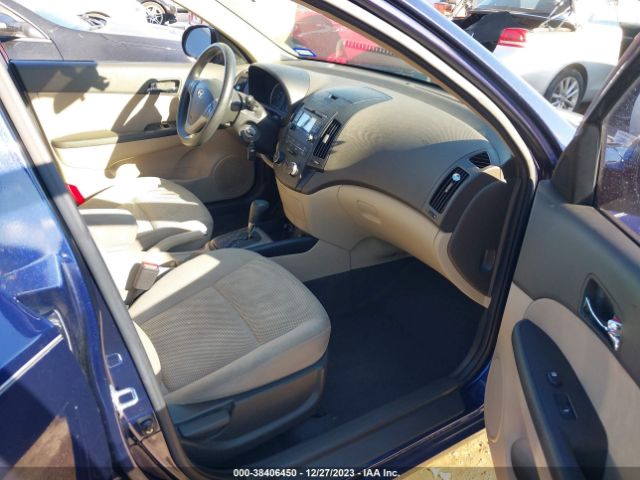 Photo 4 VIN: KMHDC8AE6BU092546 - HYUNDAI ELANTRA TOURING 