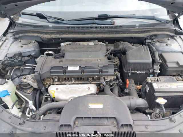 Photo 9 VIN: KMHDC8AE6BU118790 - HYUNDAI ELANTRA TOURING 