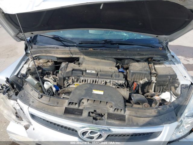 Photo 9 VIN: KMHDC8AE7AU068397 - HYUNDAI ELANTRA TOURING 