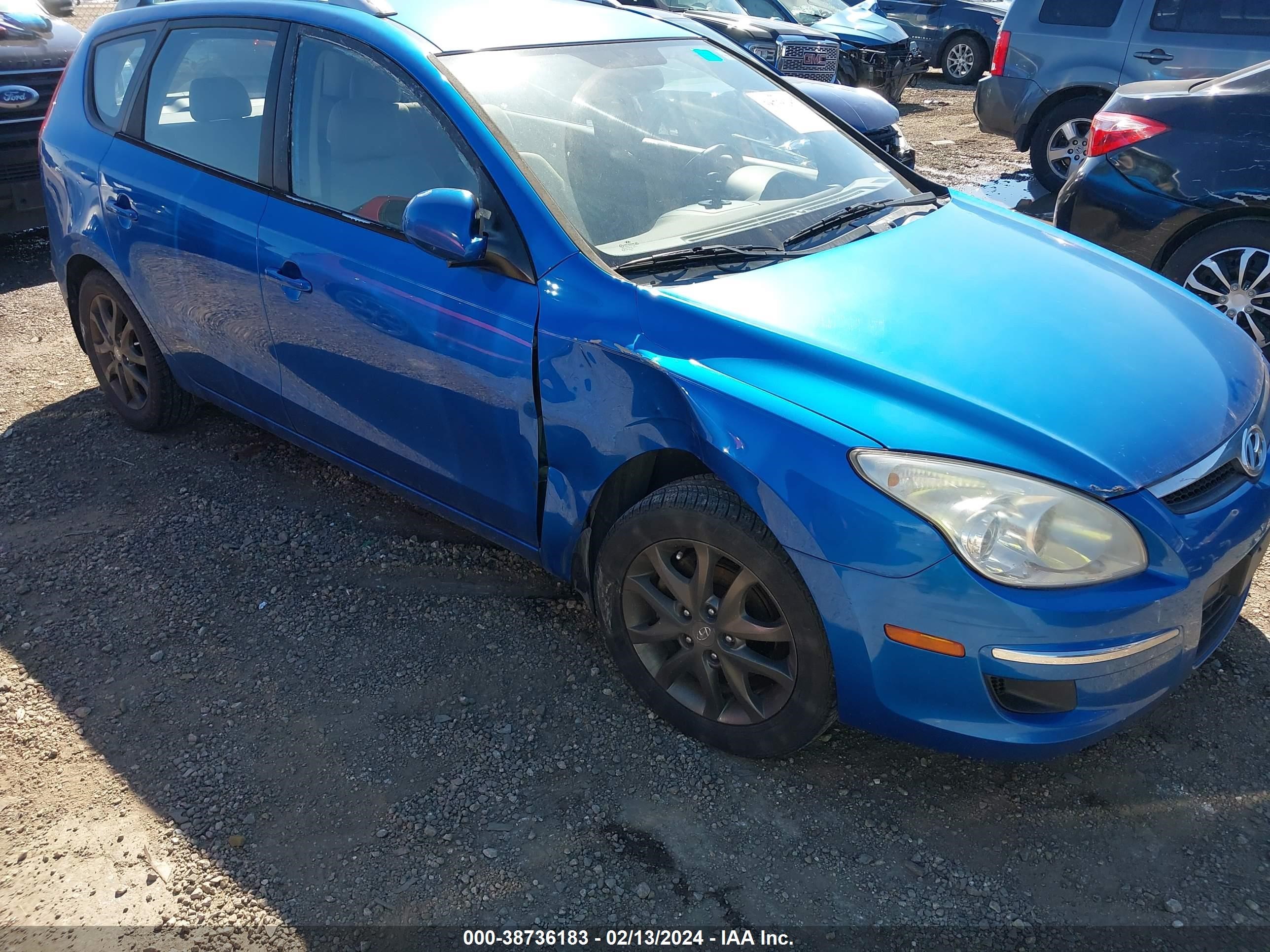 Photo 5 VIN: KMHDC8AE7CU134692 - HYUNDAI ELANTRA 