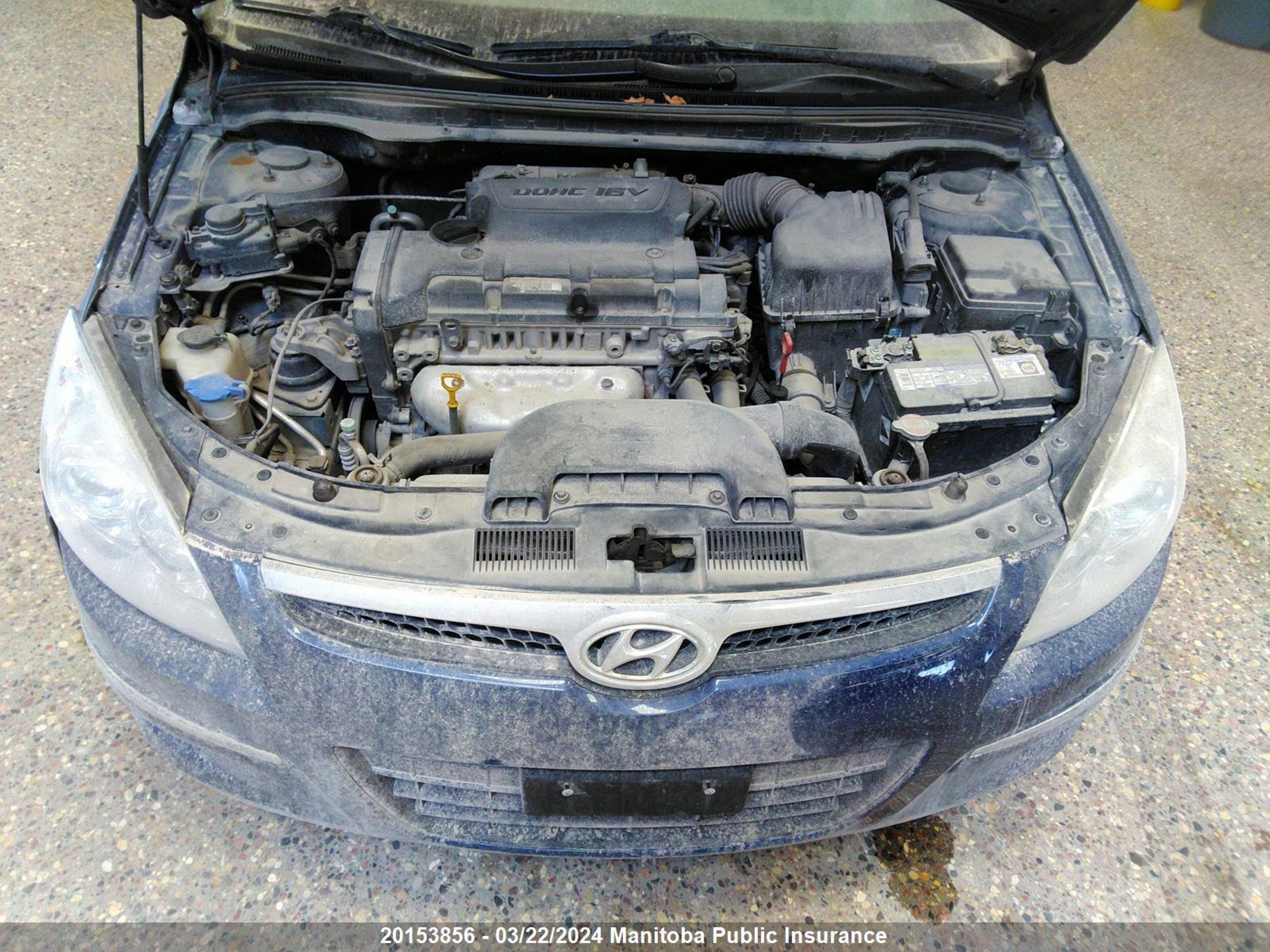 Photo 9 VIN: KMHDC8AE7CU135650 - HYUNDAI ELANTRA 