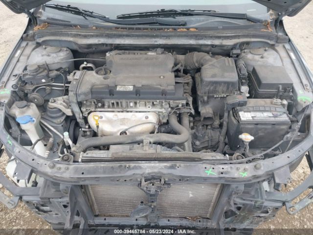 Photo 9 VIN: KMHDC8AE8AU061006 - HYUNDAI ELANTRA TOURING 