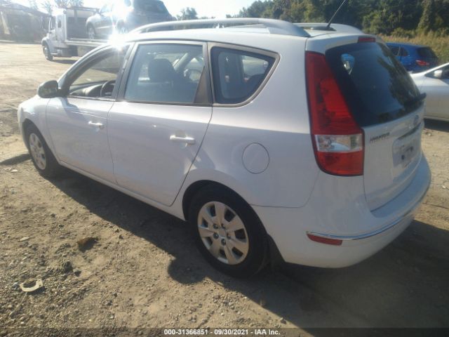 Photo 2 VIN: KMHDC8AE9BU089995 - HYUNDAI ELANTRA TOURING 