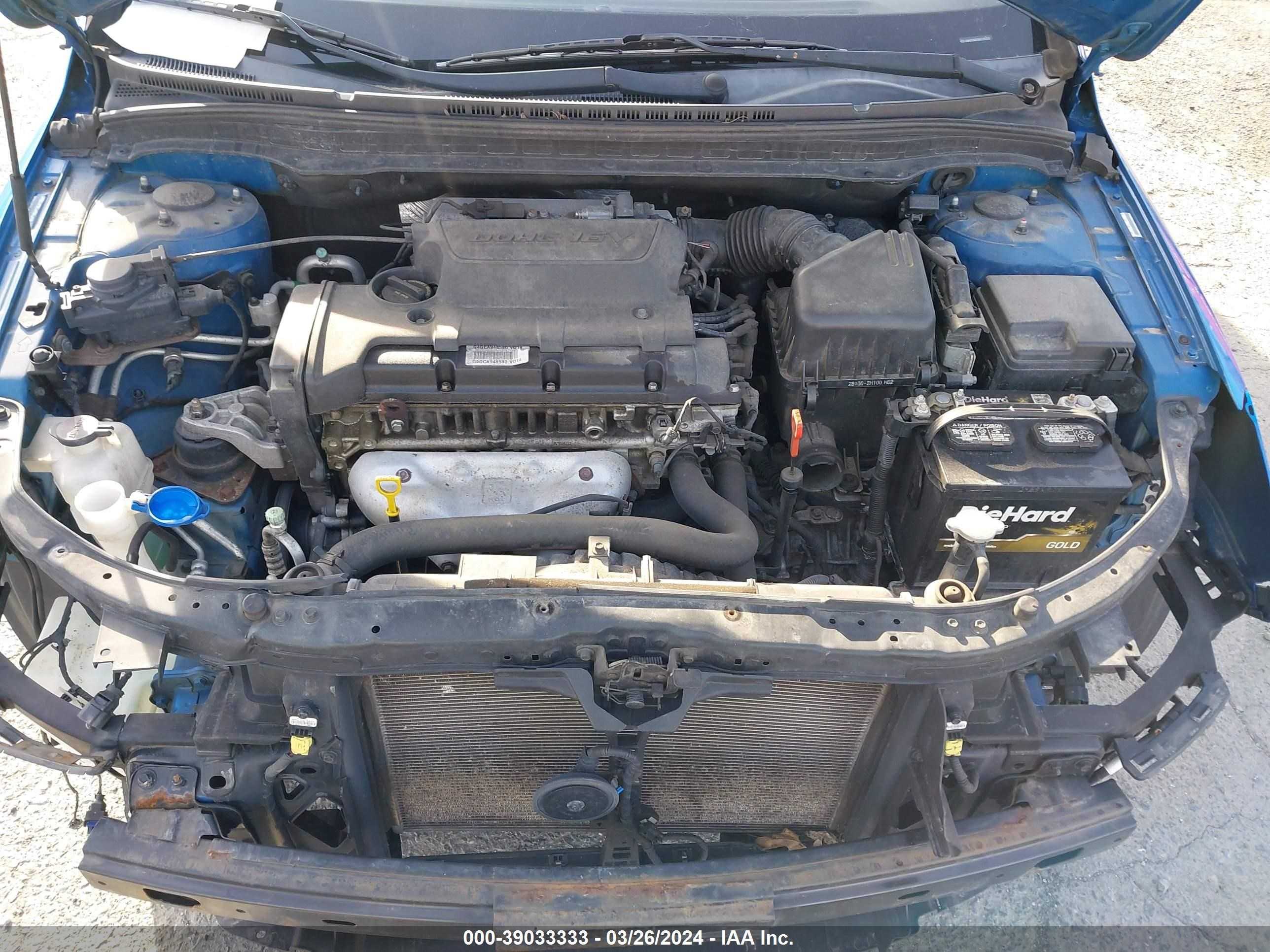 Photo 9 VIN: KMHDC8AE9BU102101 - HYUNDAI ELANTRA 