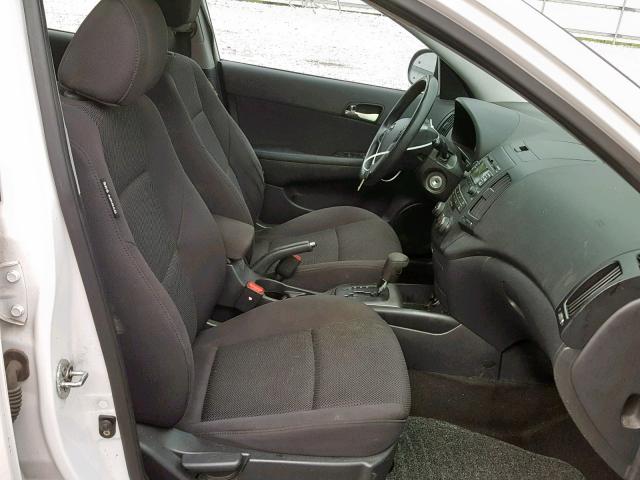 Photo 4 VIN: KMHDC8AEXBU118758 - HYUNDAI ELANTRA TO 