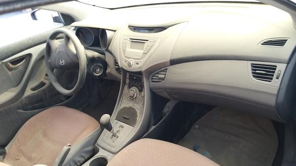 Photo 25 VIN: KMHDG41C0DU665679 - HYUNDAI ELANTRA 