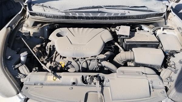 Photo 28 VIN: KMHDG41C0DU665679 - HYUNDAI ELANTRA 