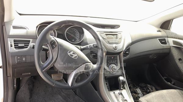 Photo 13 VIN: KMHDG41C0EU838828 - HYUNDAI ELANTRA 