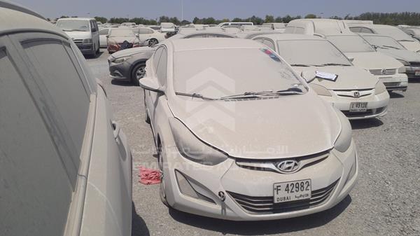 Photo 8 VIN: KMHDG41C3GU473497 - HYUNDAI ELANTRA 