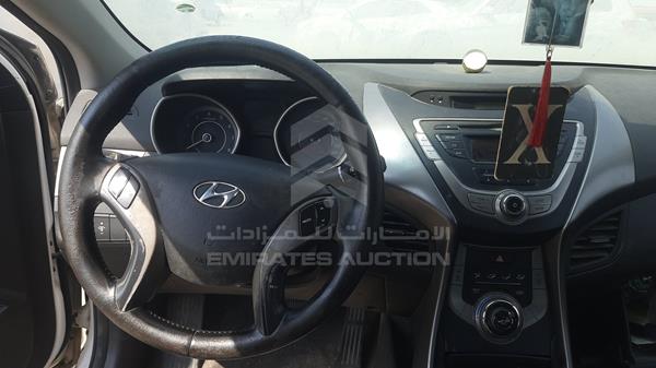 Photo 13 VIN: KMHDG41C4EU838718 - HYUNDAI ELANTRA 