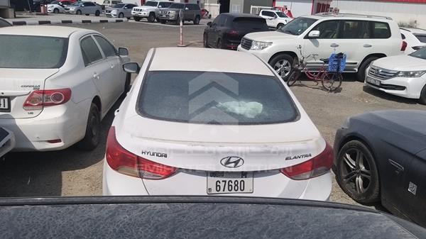 Photo 8 VIN: KMHDG41C4EU884937 - HYUNDAI ELANTRA 