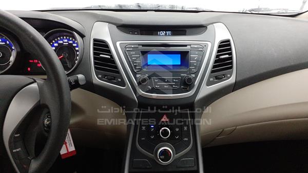 Photo 19 VIN: KMHDG41C4FU203502 - HYUNDAI ELANTRA 