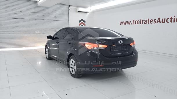 Photo 5 VIN: KMHDG41C5FU136019 - HYUNDAI ELANTRA 