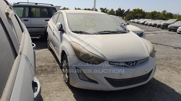 Photo 9 VIN: KMHDG41C5FU335068 - HYUNDAI ELANTRA 