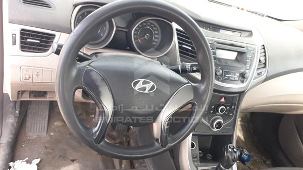 Photo 14 VIN: KMHDG41C6FU254449 - HYUNDAI ELANTRA 