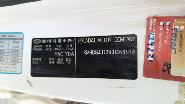 Photo 2 VIN: KMHDG41C8CU464918 - HYUNDAI ELANTRA 