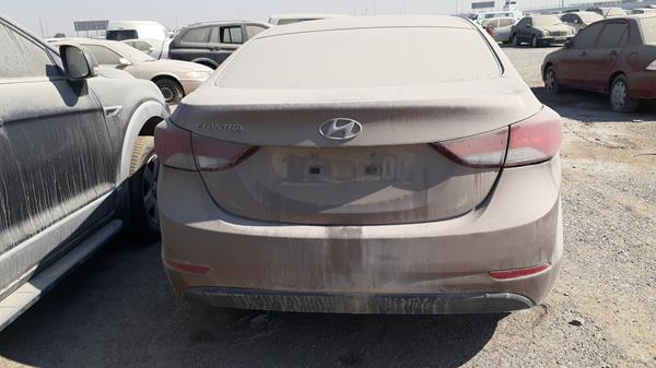 Photo 5 VIN: KMHDG41CXFU272405 - HYUNDAI ELANTRA 