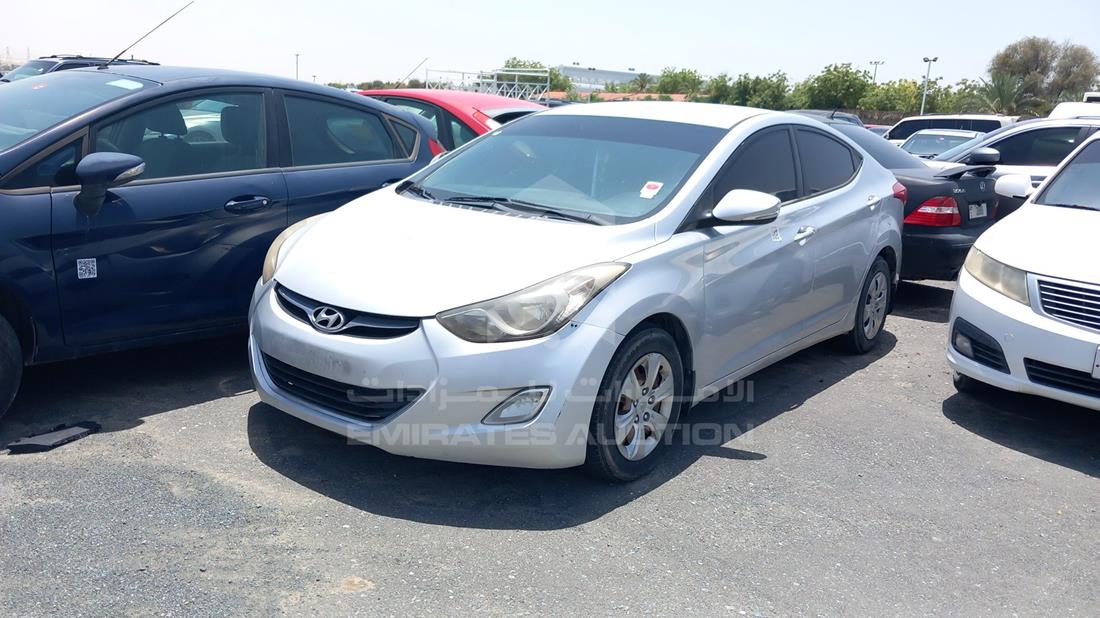 Photo 5 VIN: KMHDG41E0EU883589 - HYUNDAI ELANTRA 