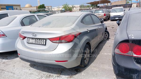 Photo 5 VIN: KMHDG41E1FU332833 - HYUNDAI ELANTRA 