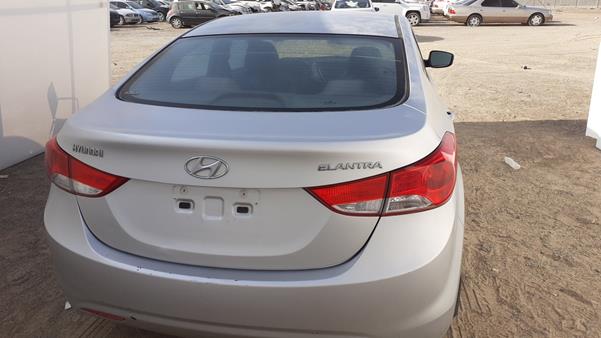 Photo 6 VIN: KMHDG41E4EU883496 - HYUNDAI ELANTRA 