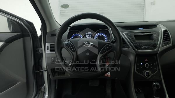 Photo 12 VIN: KMHDG41E9GU510280 - HYUNDAI ELANTRA 