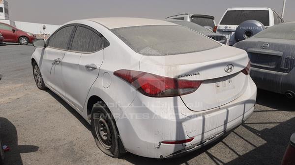 Photo 8 VIN: KMHDG41F5GU445954 - HYUNDAI ELANTRA 