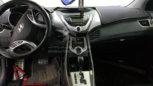 Photo 14 VIN: KMHDH41E2CU443867 - HYUNDAI ELANTRA 