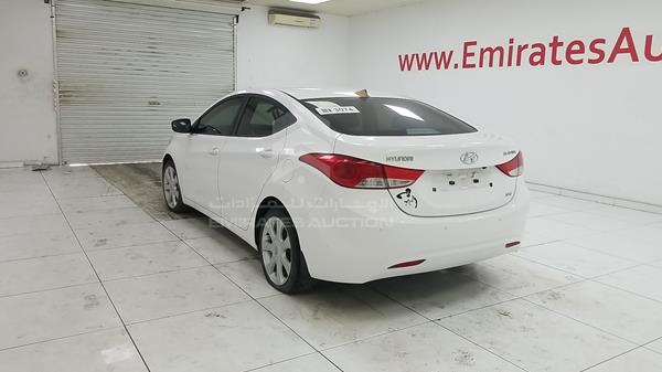 Photo 5 VIN: KMHDH41E2CU443867 - HYUNDAI ELANTRA 