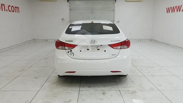 Photo 6 VIN: KMHDH41E2CU443867 - HYUNDAI ELANTRA 