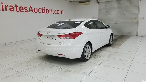 Photo 7 VIN: KMHDH41E2CU443867 - HYUNDAI ELANTRA 