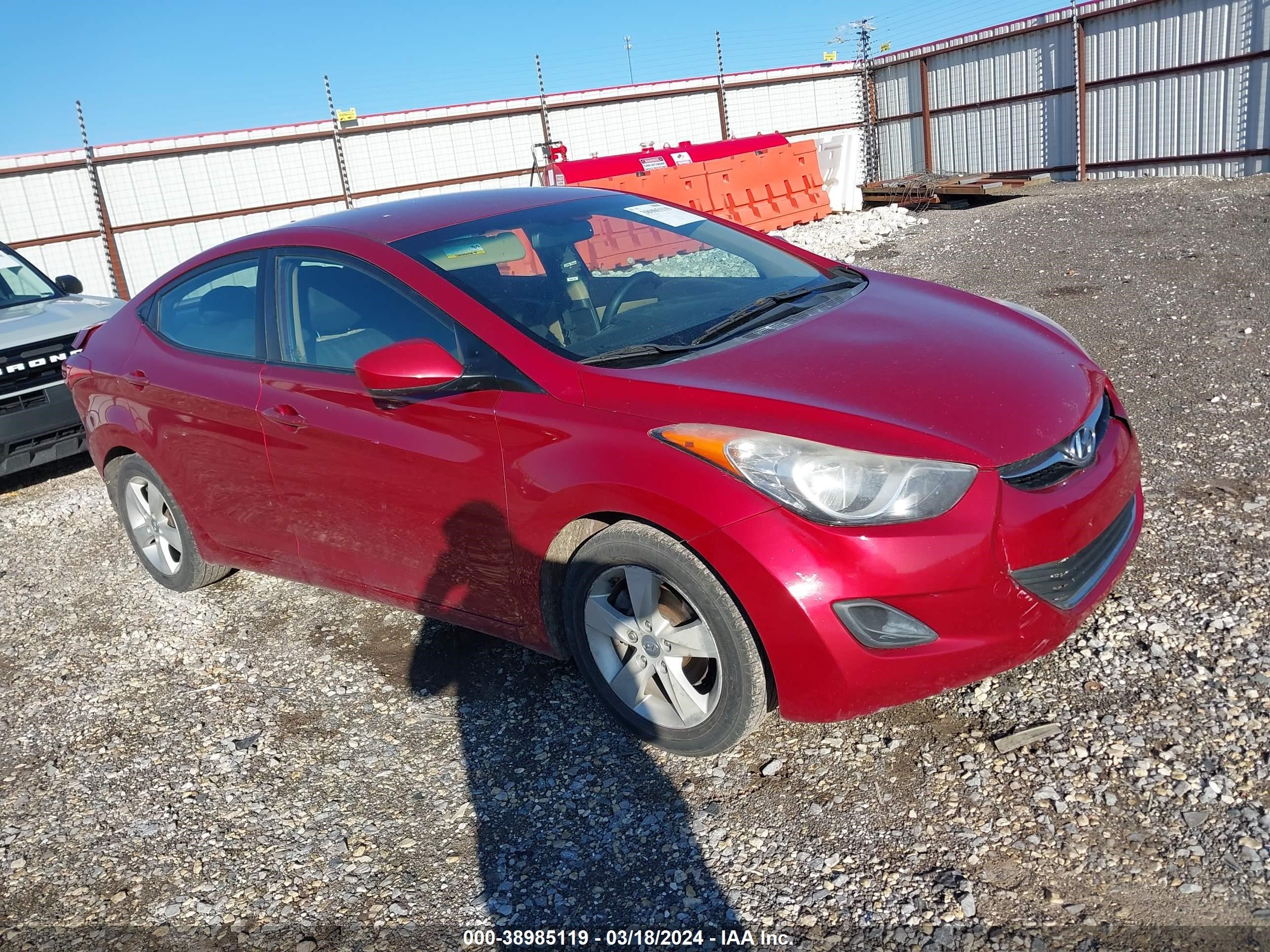 Photo 0 VIN: KMHDH4AE0BU089975 - HYUNDAI ELANTRA 