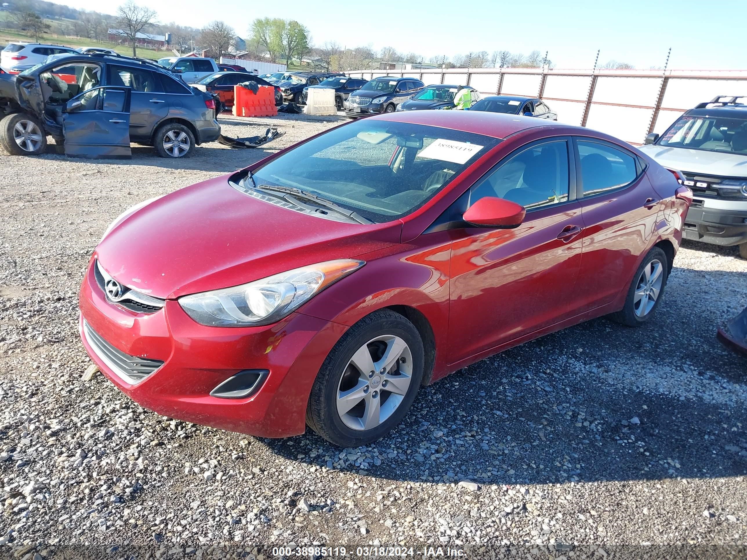 Photo 1 VIN: KMHDH4AE0BU089975 - HYUNDAI ELANTRA 